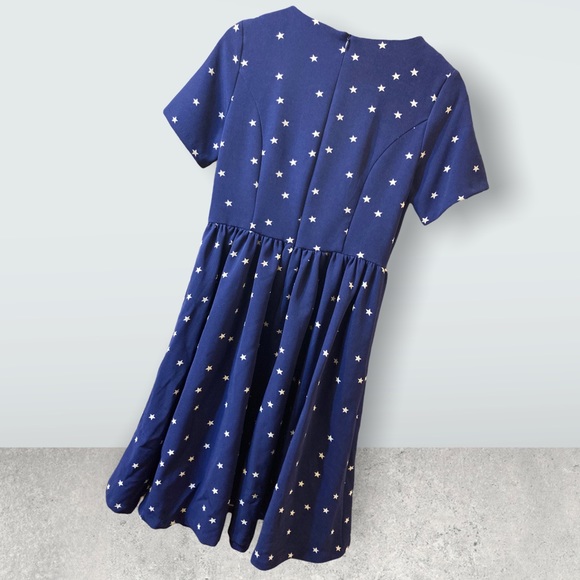 EUC Fever London/ ModCloth 💙 - Picture 5 of 7